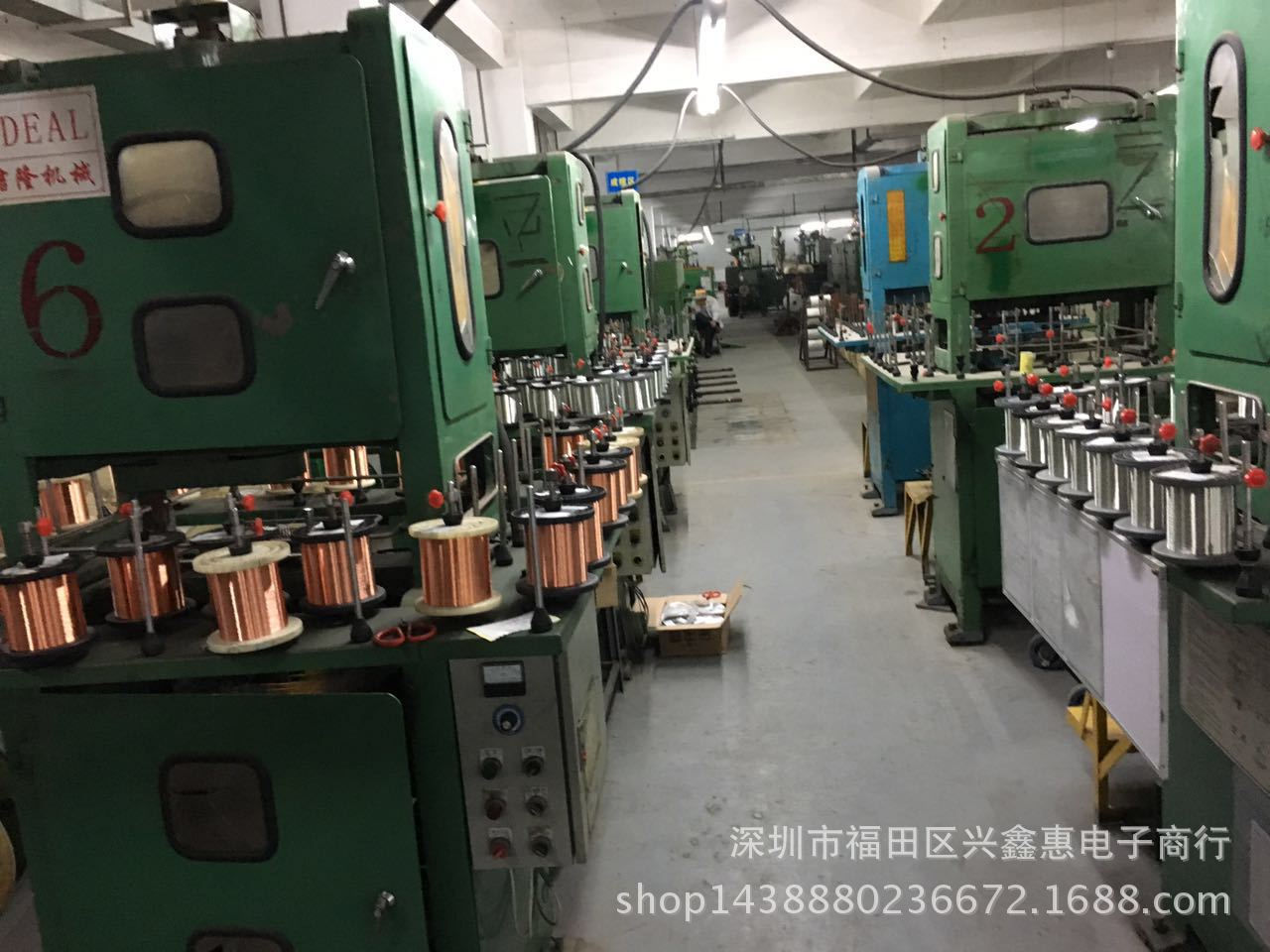 适用苹果安卓通用入耳式手机耳机 线控带麦高档降噪耳塞工厂直销